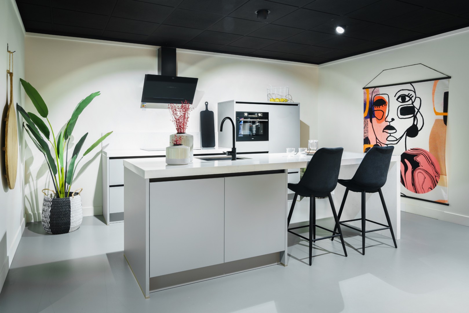 Laser soft parelgrijze eilandkeuken