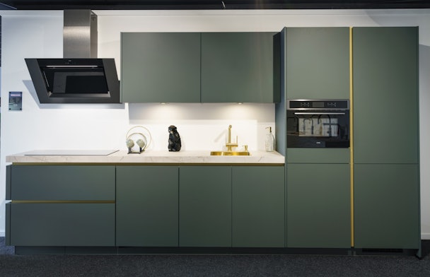 Easytouch mineraalgroene rechte keuken