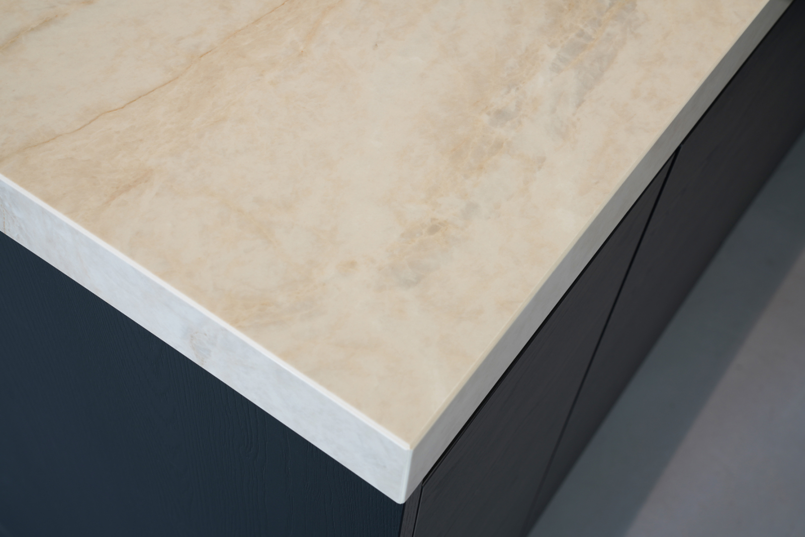 Dekton werkblad in Arga gepolijst