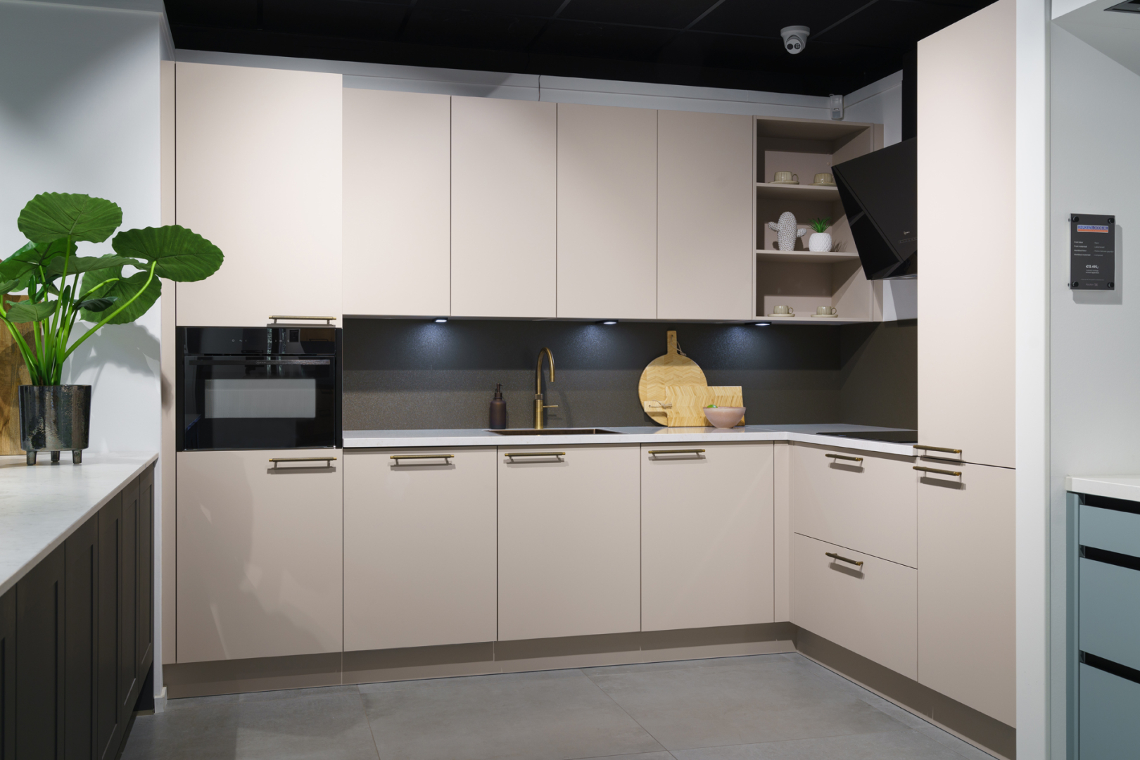 Natuur beige hoekkeuken