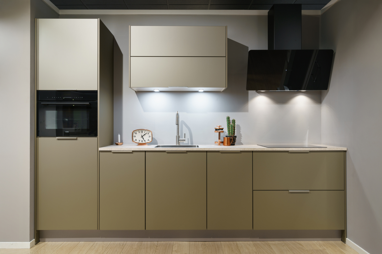 Vegas champagne metallic rechte keuken