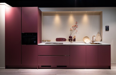 Scala amarant rechte keuken