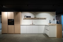 Elegant Alpin wit en Decor Eiken Como lakfronten
