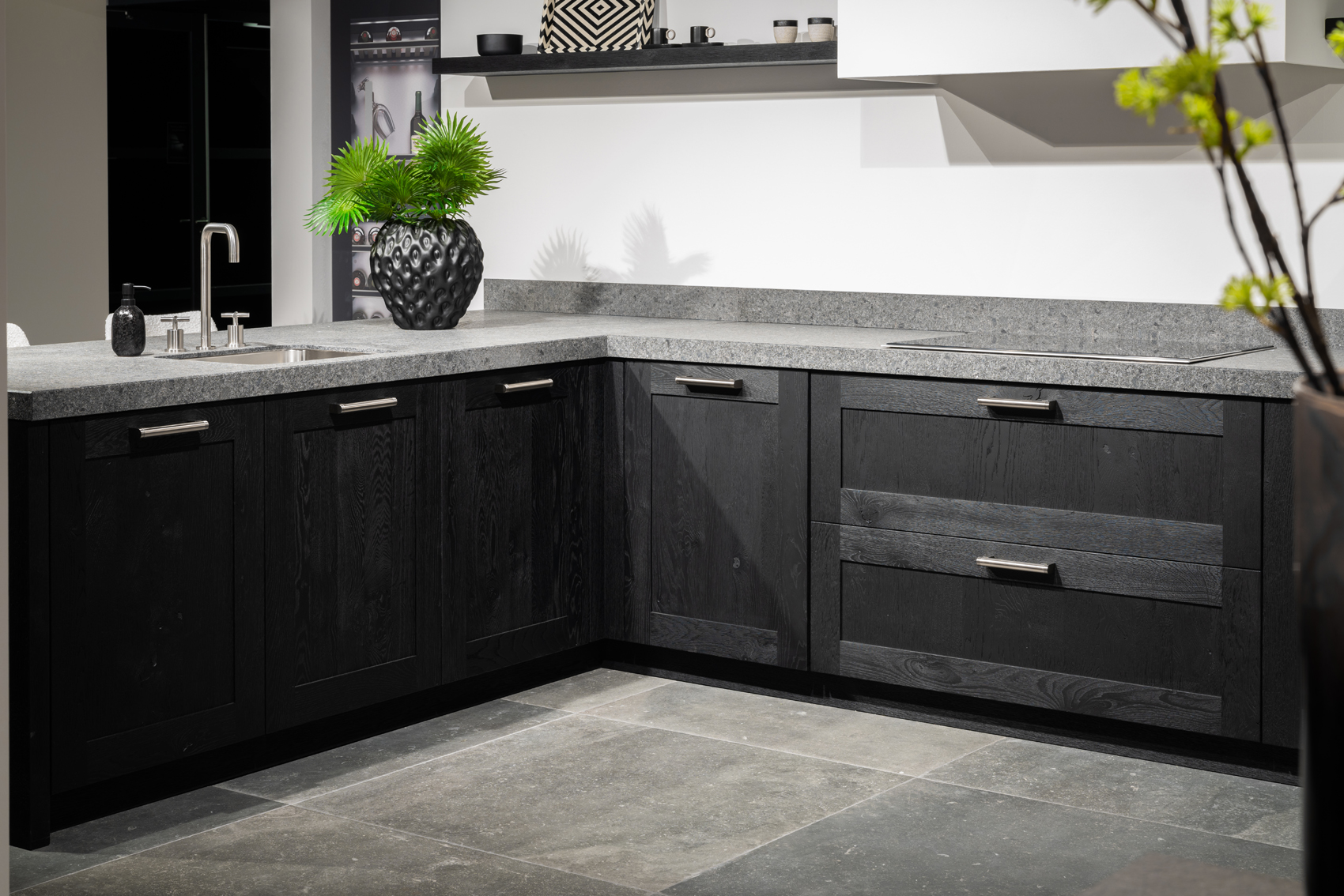 Houtfineer fronten in Stone Grafiet