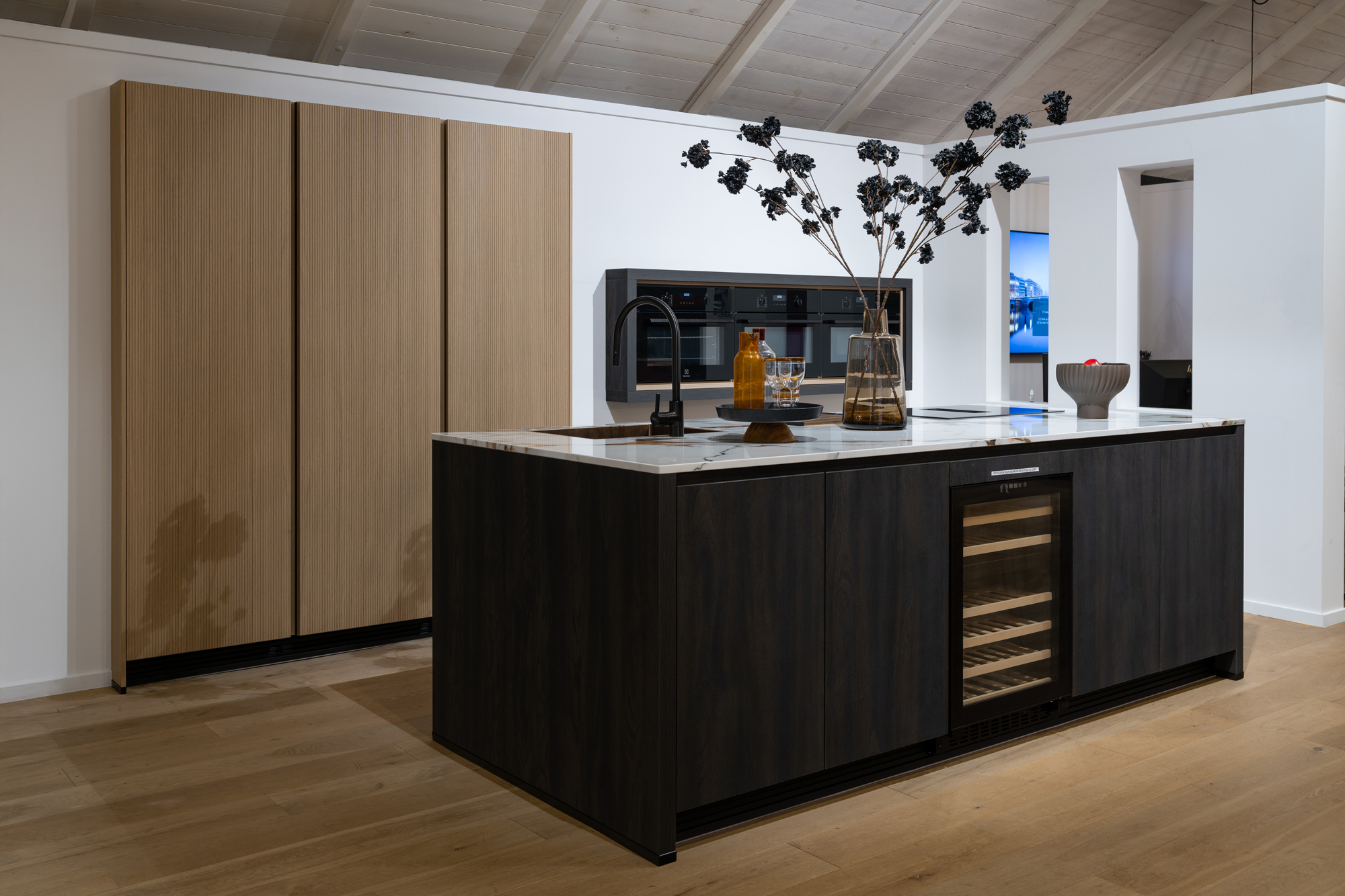 Eiken trend/Blackwood eilandkeuken