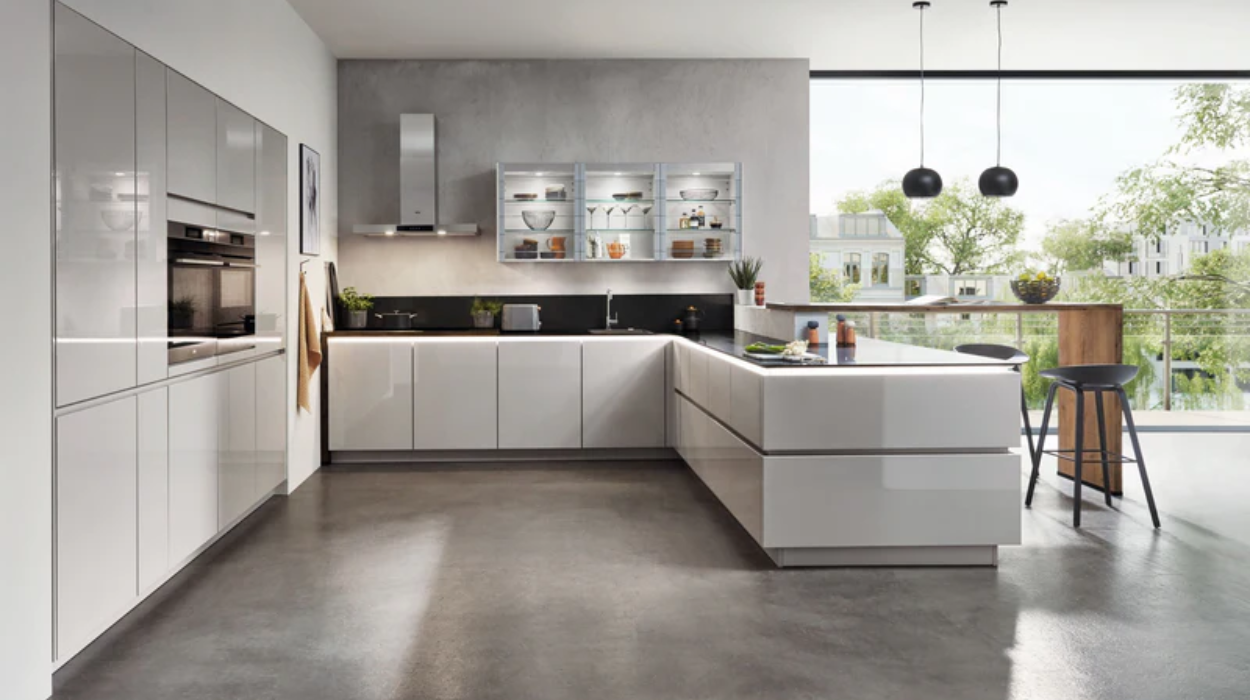 De betonnen vloer met coating
