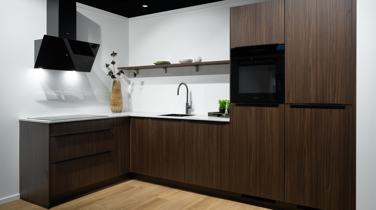 Decor Noten Milano hoekkeuken