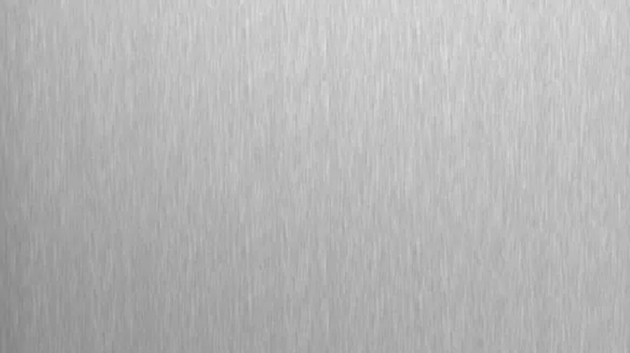 Metallic Silver Neff