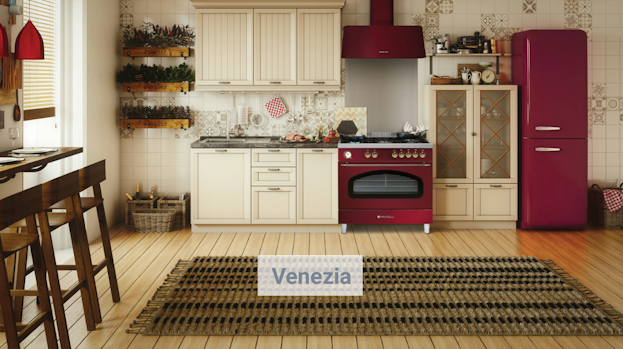 Model Venezia