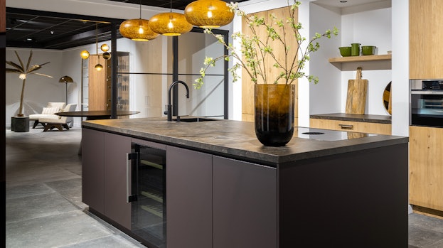 Keuken met kookplaat met afzuiging zaandam