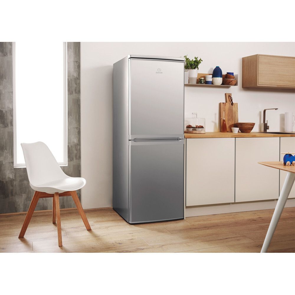 Indesit koelkast vrijstaand CAA55NX1 afbeelding 4
